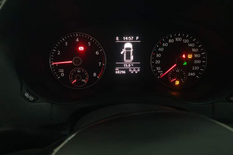 Used Volkswagen Sharan 2016 380TSI Luxury 7-Seater Instrument Cluster