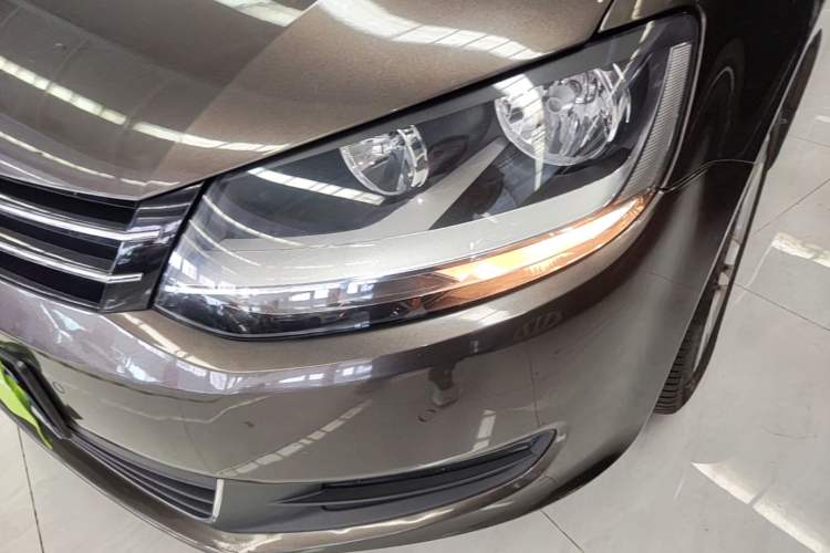 Used Volkswagen Sharan 2016 380TSI Comfort Edition 7-Seater Left Front Headlight