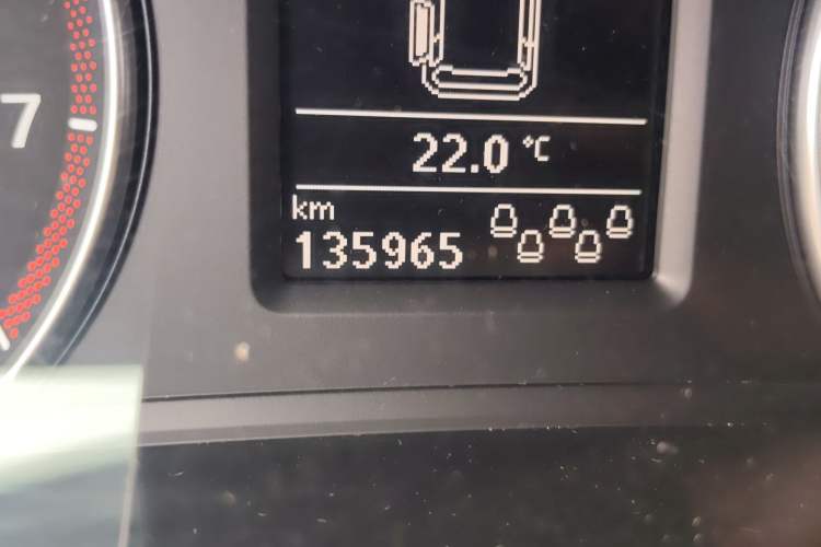 Used Volkswagen Sharan 2016 380TSI Luxury 7-Seater Odometer Close Up