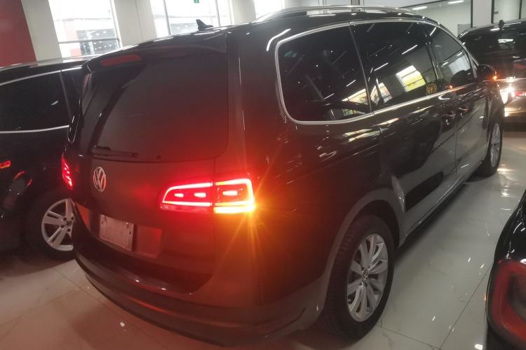 Used Volkswagen Sharan 2016 380TSI Luxury 7-Seater Rear Right 45 Deg