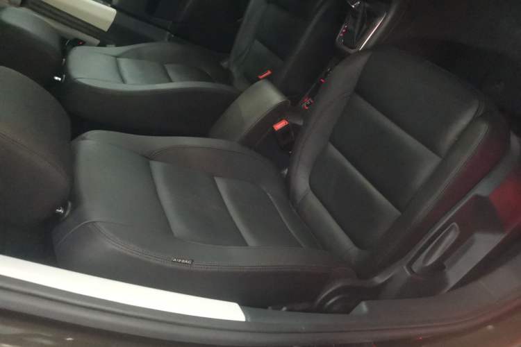Used Volkswagen Sharan 2016 380TSI Luxury 7-Seater Right Front Seat