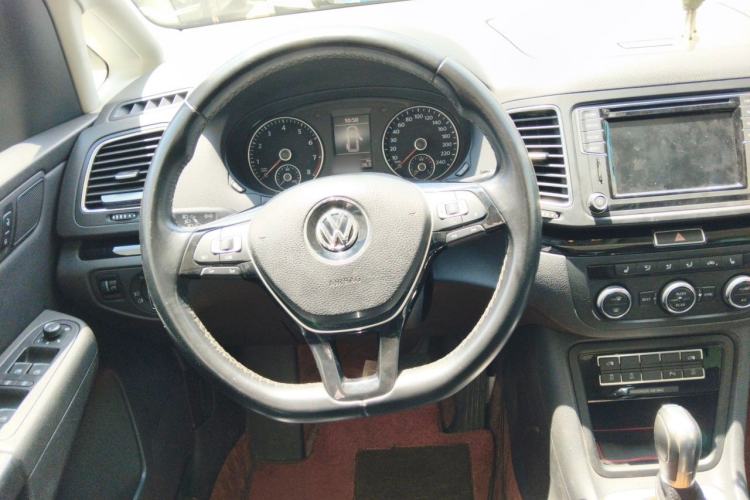 Used Volkswagen Sharan 2016 380TSI Luxury 7-Seater Steering Wheel