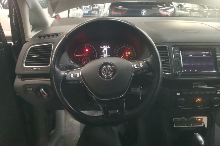 Used Volkswagen Sharan 2016 380TSI Luxury 7-Seater Steering Wheel
