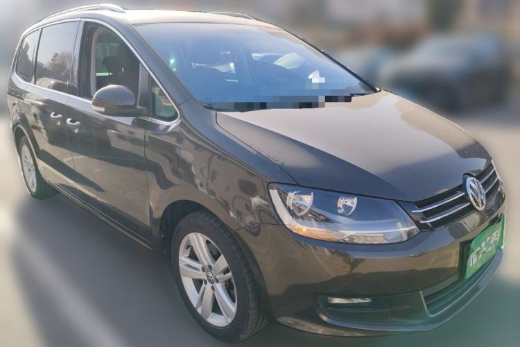Used Volkswagen Sharan 2016 380TSI Comfort Edition 7-Seater Front Right 45 Deg