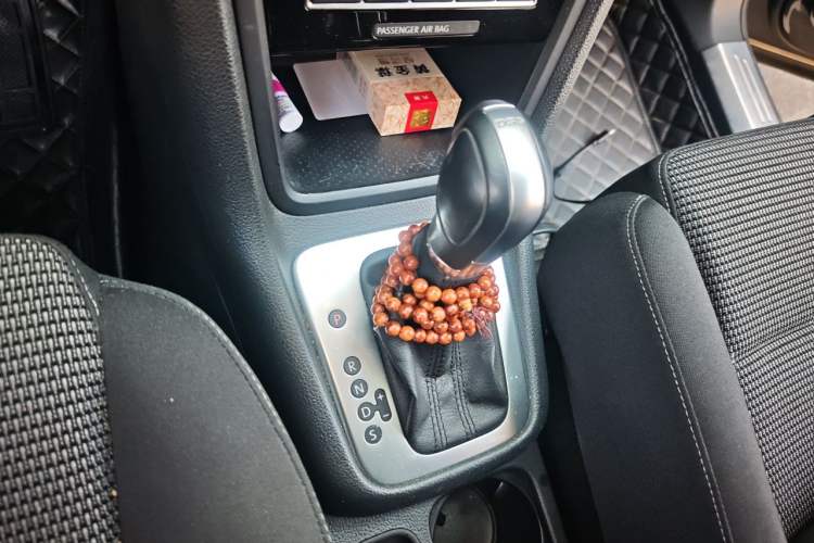 Used Volkswagen Sharan 2016 380TSI Comfort Edition 7-Seater Gear Lever
