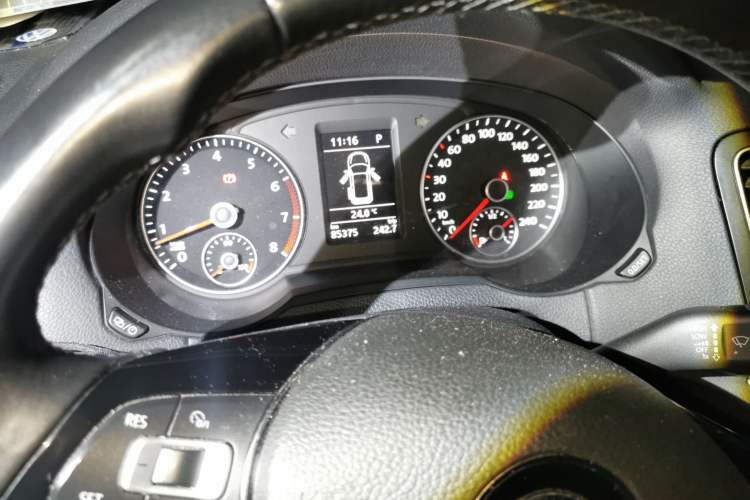 Used Volkswagen Sharan 2016 380TSI Comfort Edition 7-Seater Instrument Cluster