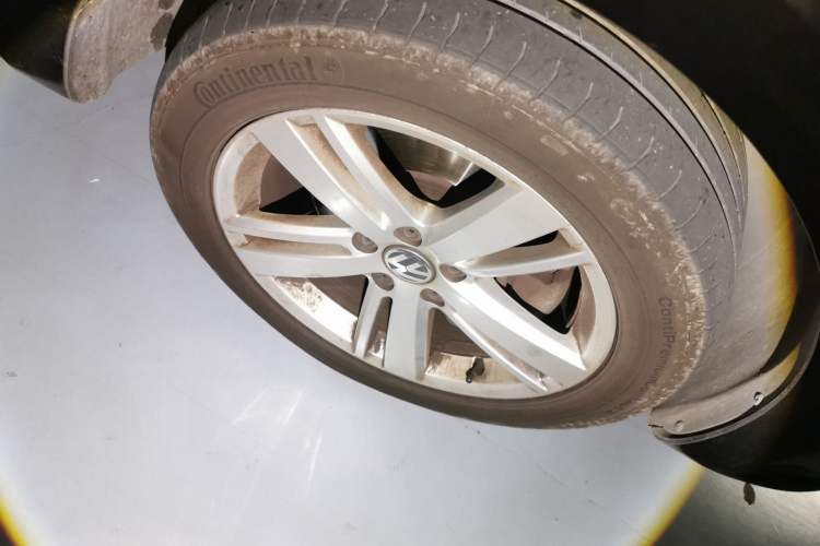 Used Volkswagen Sharan 2016 380TSI Comfort Edition 7-Seater Right Front Wheel Hub