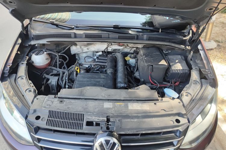Used Volkswagen Sharan 2016 280TSI Enjoyment Model 7-Seater Engine Bay