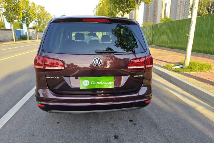Used Volkswagen Sharan 2016 380TSI Warm-Hearted Red Limited Edition Exterior 6