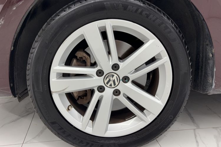 Used Volkswagen Sharan 2016 380TSI Comfort Edition 7-Seater Left Front Wheel Hub