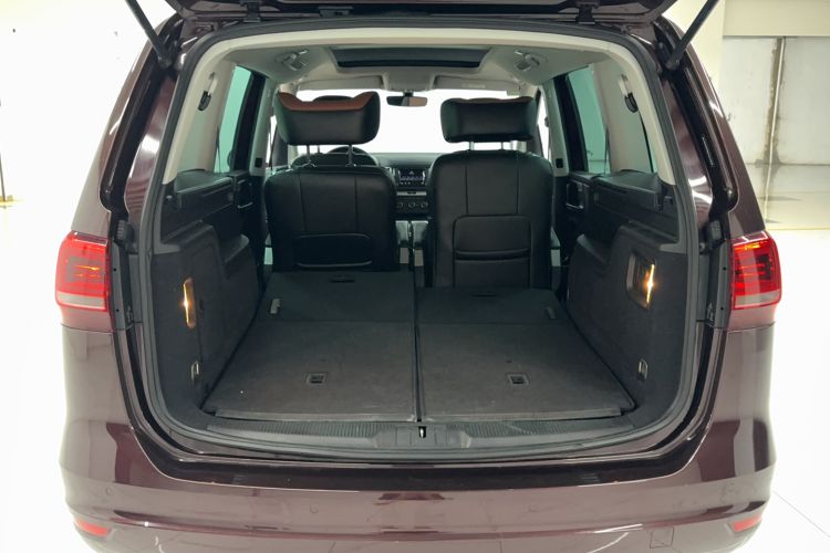 Used Volkswagen Sharan 2016 380TSI Comfort Edition 7-Seater Trunk