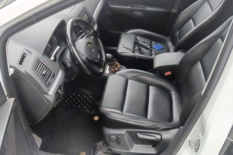 Used Volkswagen Sharan 2016 280TSI Enjoyment Model 7-Seater Driver Seat