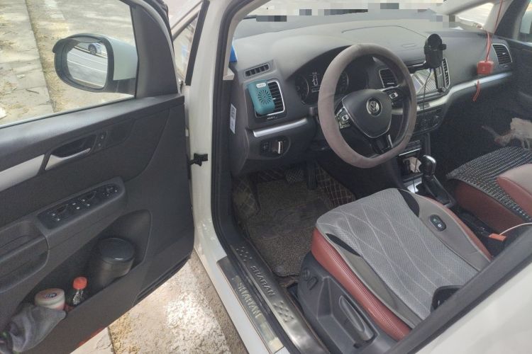 Used Volkswagen Sharan 2016 380TSI Comfort Edition 7-Seater Driver Seat