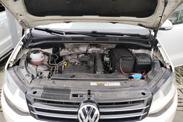 Used Volkswagen Sharan 2016 280TSI Enjoyment Model 7-Seater Engine Bay