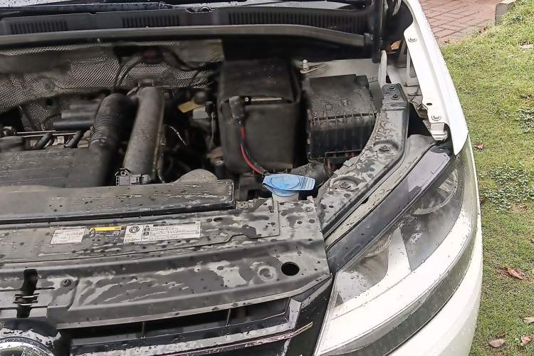 Used Volkswagen Sharan 2016 280TSI Enjoyment Model 7-Seater Engine Bay Left
