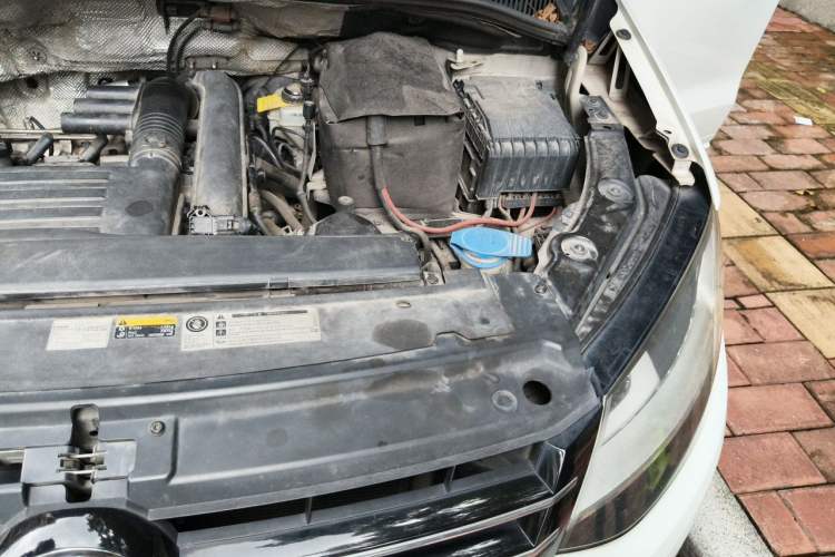 Used Volkswagen Sharan 2016 280TSI Enjoyment Model 7-Seater Engine Bay Left