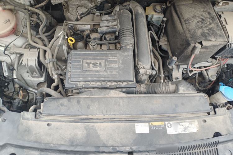 Used Volkswagen Sharan 2016 280TSI Enjoyment Model 7-Seater Engine Bay