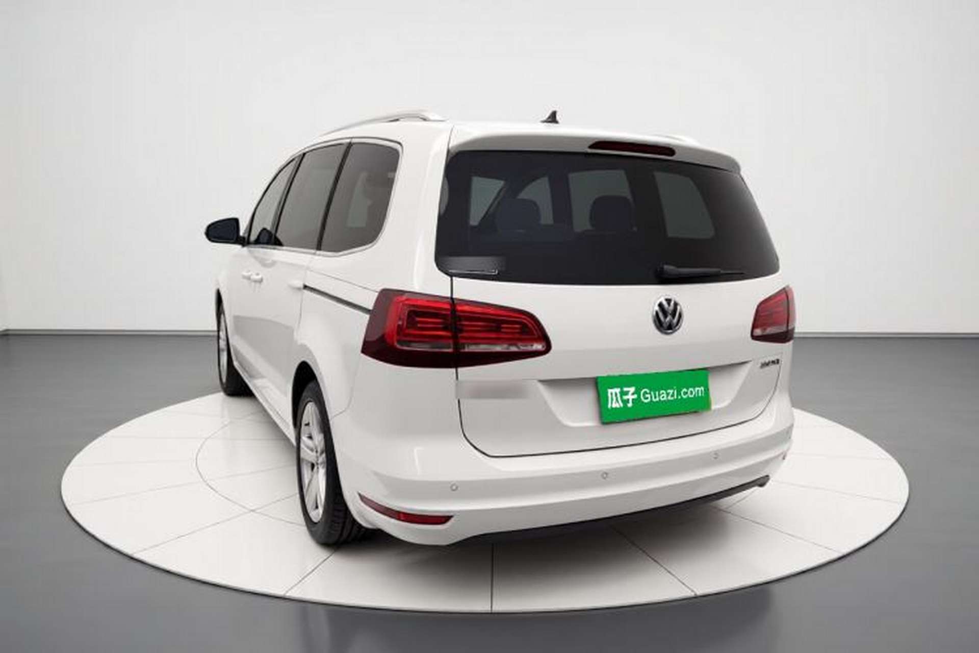 Used Volkswagen Sharan 2016 380TSI Comfort Edition 7-Seater Exterior 4