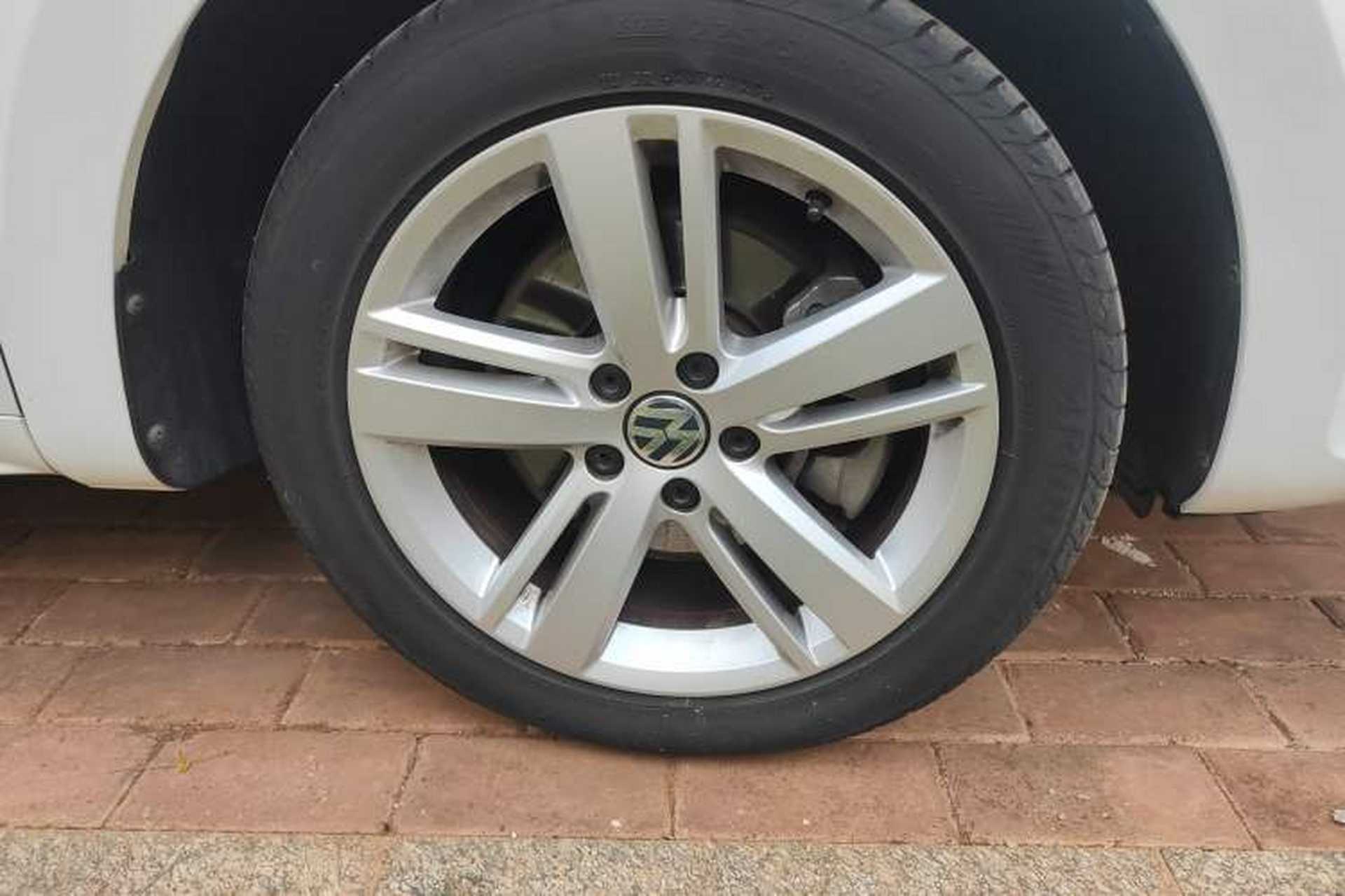 Used Volkswagen Sharan 2016 380TSI Comfort Edition 7-Seater Exterior 7