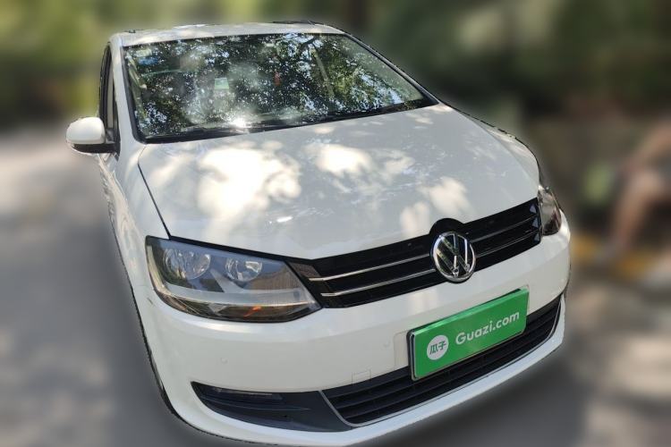 Used Volkswagen Sharan 2016 280TSI Enjoyment Model 7-Seater Front Right 45 Deg