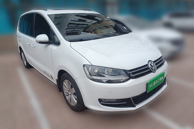 Used Volkswagen Sharan 2016 280TSI Enjoyment Model 7-Seater Front Right 45 Deg