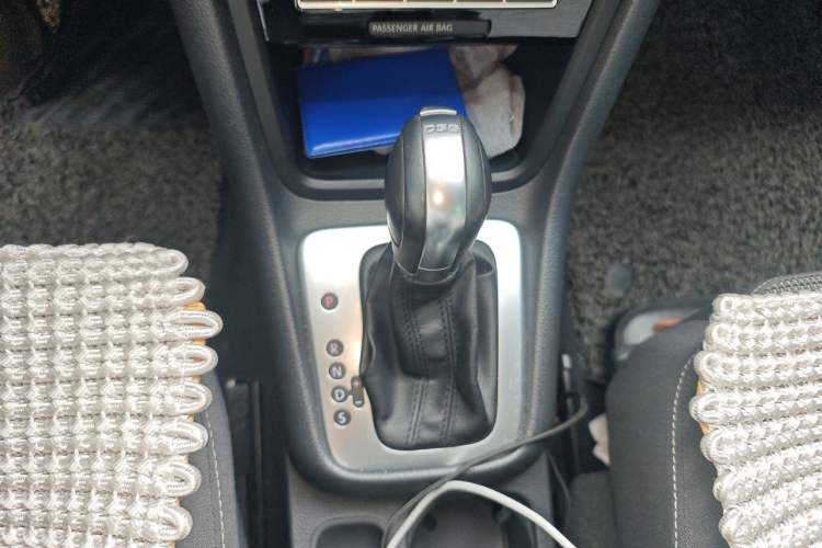 Used Volkswagen Sharan 2016 380TSI Comfort Edition 7-Seater Gear Lever