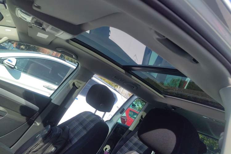Used Volkswagen Sharan 2016 280TSI Enjoyment Model 7-Seater Headliner