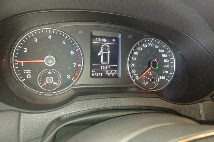 Used Volkswagen Sharan 2016 380TSI Comfort Edition 7-Seater Instrument Cluster