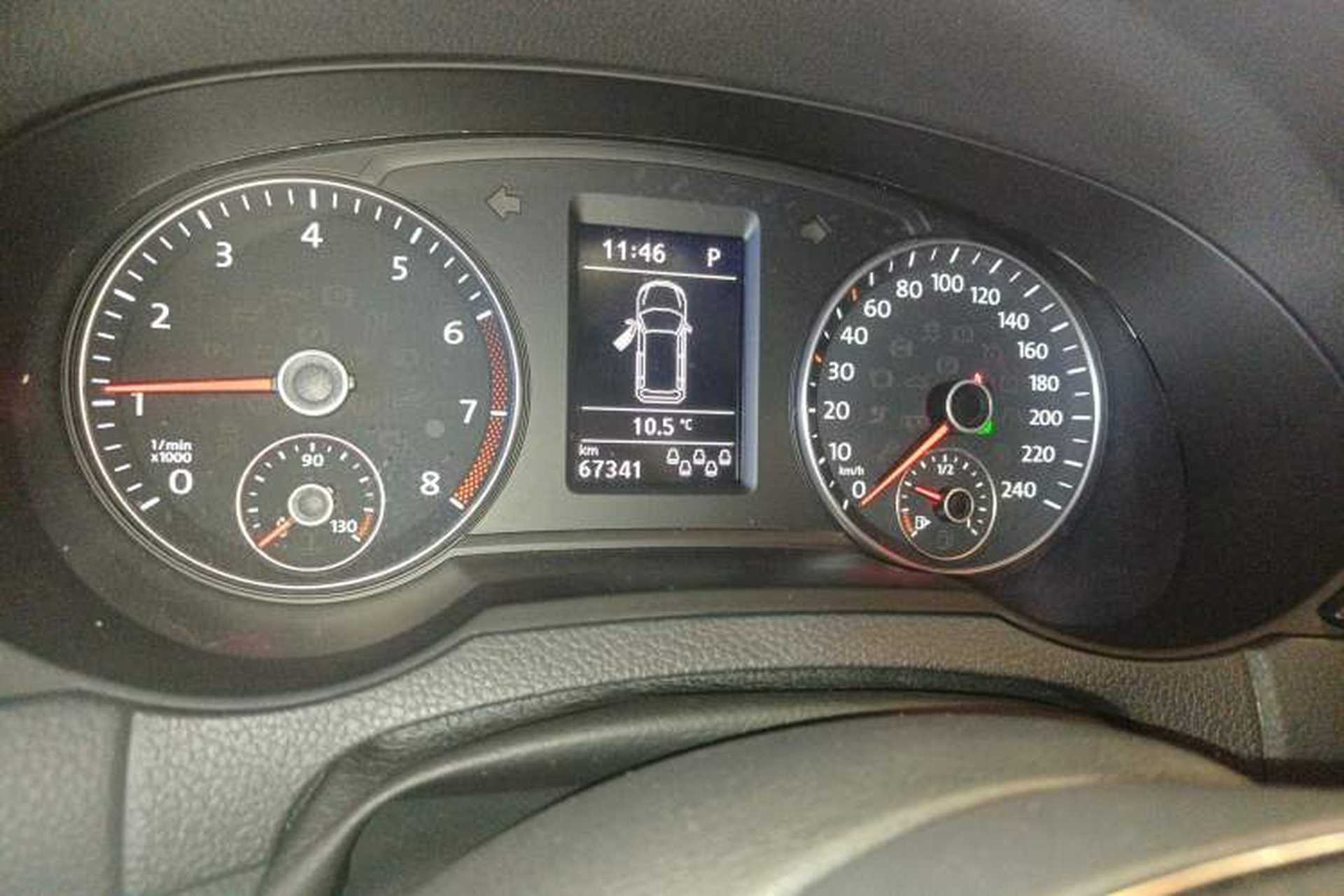 Used Volkswagen Sharan 2016 380TSI Comfort Edition 7-Seater Instrument Cluster