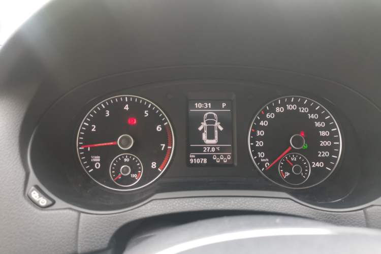 Used Volkswagen Sharan 2016 380TSI Comfort Edition 7-Seater Instrument Cluster
