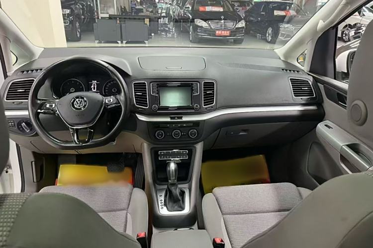 Used Volkswagen Sharan 2016 380TSI Comfort Edition 7-Seater Interior 1