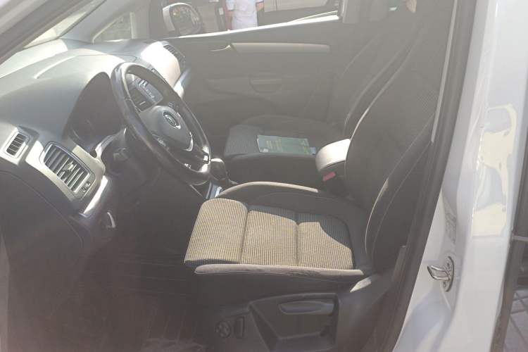 Used Volkswagen Sharan 2016 280TSI Enjoyment Model 7-Seater Left Front Seat