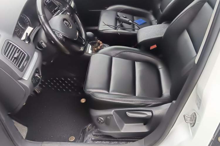 Used Volkswagen Sharan 2016 280TSI Enjoyment Model 7-Seater Left Front Seat