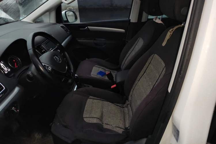 Used Volkswagen Sharan 2016 280TSI Enjoyment Model 7-Seater Left Front Seat