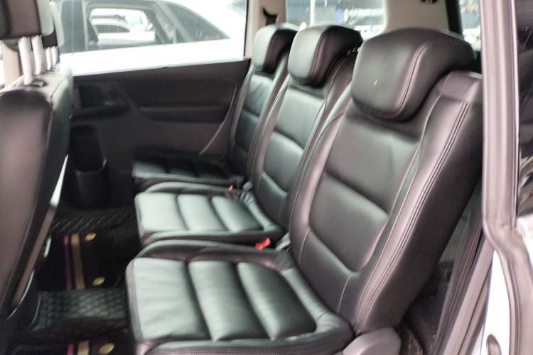 Used Volkswagen Sharan 2016 280TSI Enjoyment Model 7-Seater Left Rear Seat