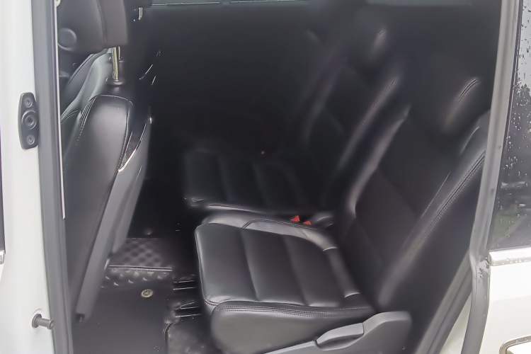 Used Volkswagen Sharan 2016 280TSI Enjoyment Model 7-Seater Left Rear Seat