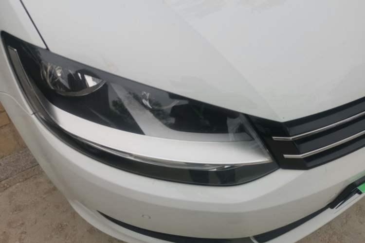 Used Volkswagen Sharan 2016 380TSI Comfort Edition 7-Seater Right Front Headlight
