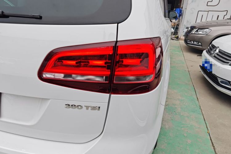 Used Volkswagen Sharan 2016 380TSI Comfort Edition 7-Seater Right Rear Taillight