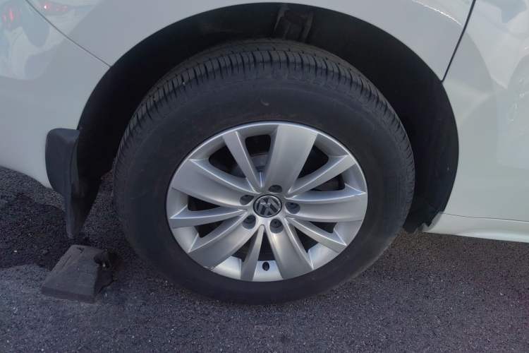 Used Volkswagen Sharan 2016 280TSI Enjoyment Model 7-Seater Right Rear Wheel Hub