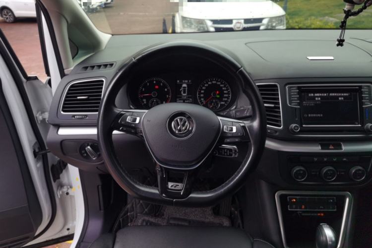 Used Volkswagen Sharan 2016 380TSI Comfort Edition 7-Seater Steering Wheel