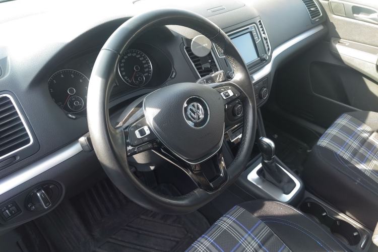 Used Volkswagen Sharan 2016 280TSI Enjoyment Model 7-Seater Steering Wheel