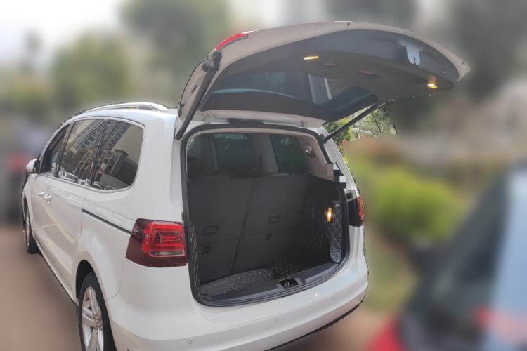 Used Volkswagen Sharan 2016 380TSI Comfort Edition 7-Seater Trunk