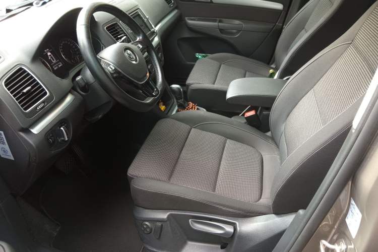 Used Volkswagen Sharan 2016 280TSI Enjoyment Model 7-Seater Left Front Seat