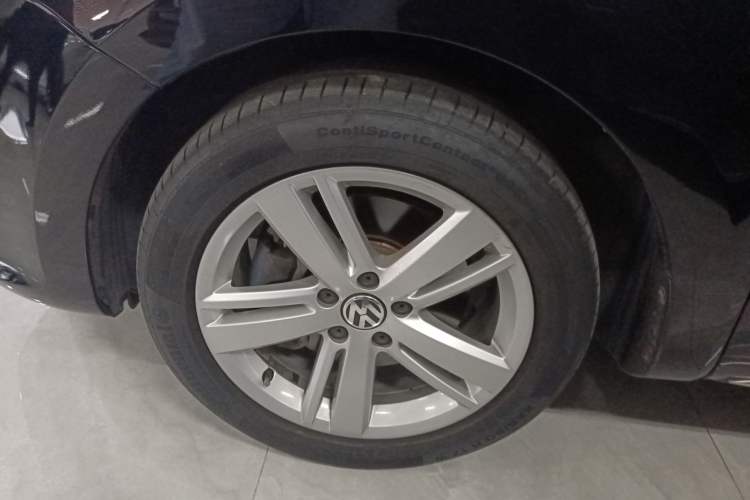 Used Volkswagen Sharan 2017 380TSI Comfort Edition 6-Seater Exterior 7