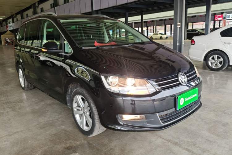 Used Volkswagen Sharan 2017 380TSI Comfort Edition 6-Seater Front Right 45 Deg