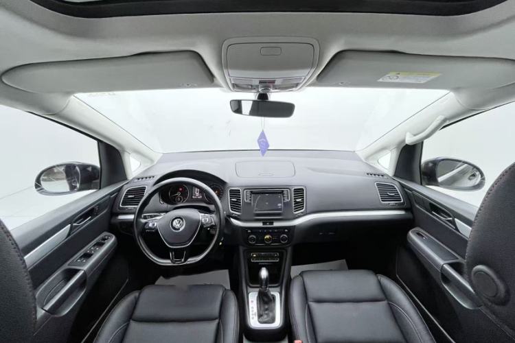 Used Volkswagen Sharan 2017 380TSI Comfort Edition 6-Seater Interior 8