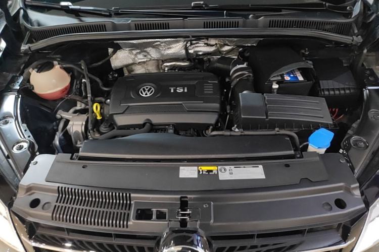 Used Volkswagen Sharan 2017 380TSI Flagship 7-Seater Engine Bay