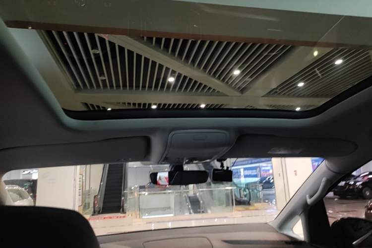 Used Volkswagen Sharan 2017 380TSI Flagship 7-Seater Headliner