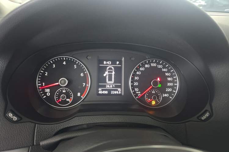 Used Volkswagen Sharan 2017 380TSI Comfort Edition 6-Seater Instrument Cluster