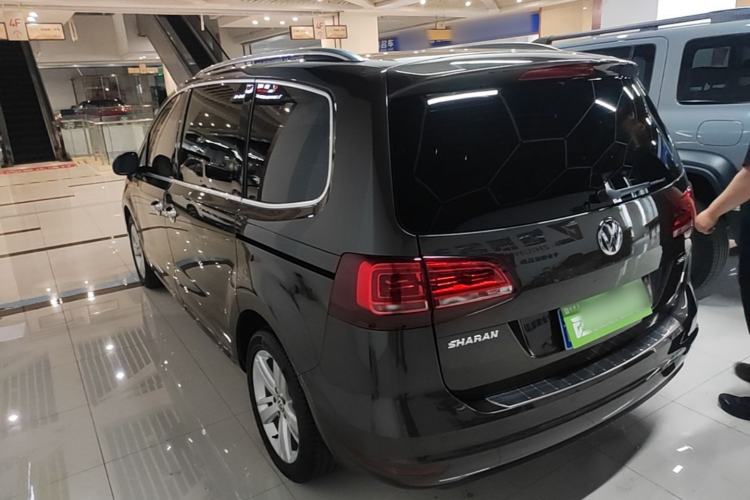 Used Volkswagen Sharan 2017 380TSI Flagship 7-Seater Rear Left 45 Deg